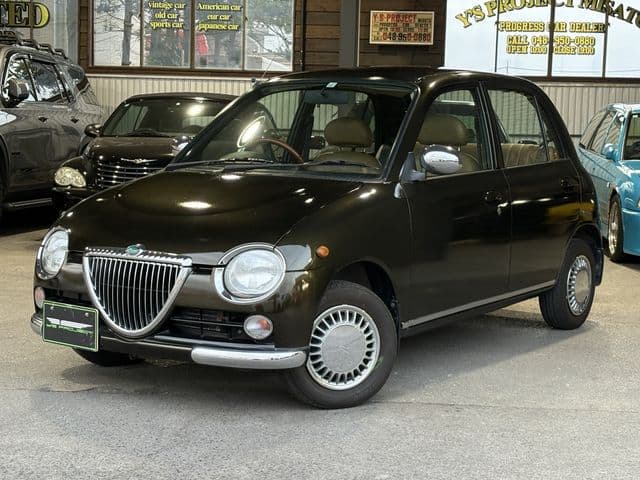 Car image 1