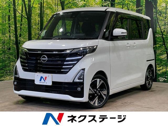 NISSAN ROOX