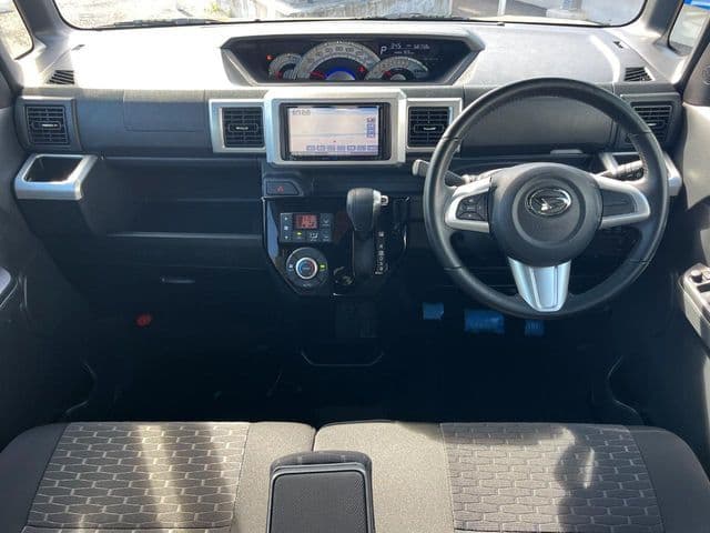 Car thumbnail 2