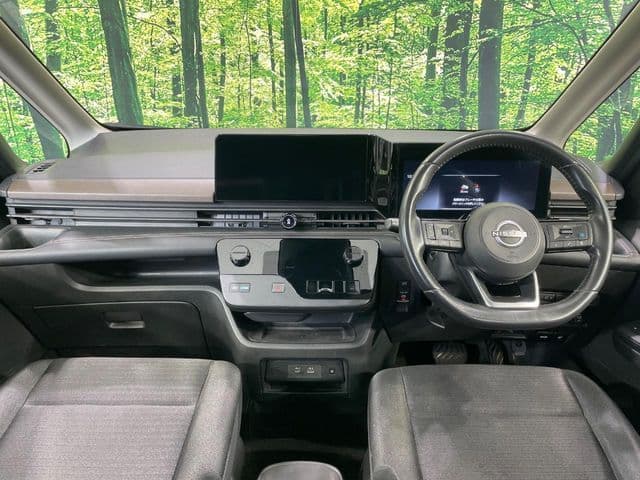 NISSAN