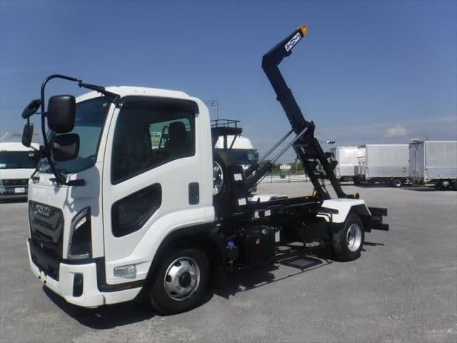 ISUZU FORWARD