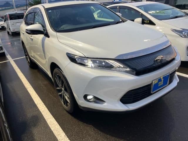 TOYOTA HARRIER 4WD