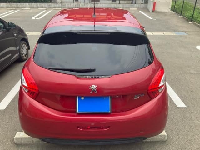 PEUGEOT