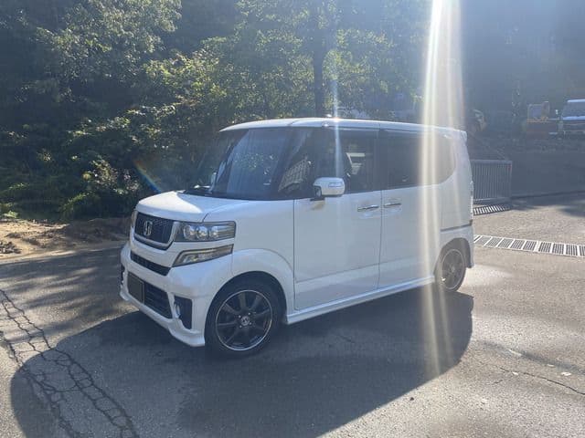 Car image 1