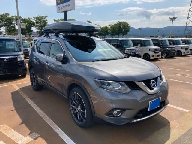 NISSAN X-TRAIL 4WD