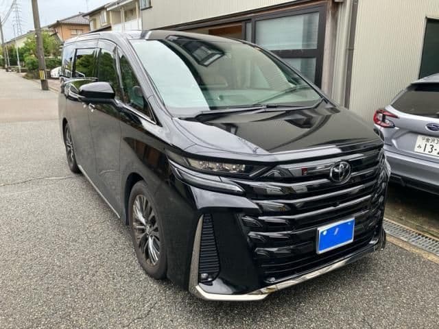 TOYOTA VELLFIRE