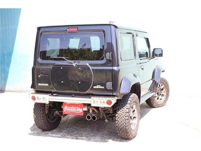 Car thumbnail 3