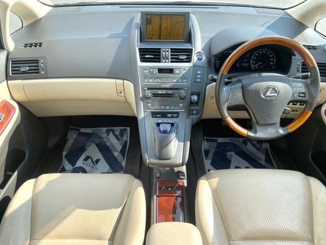 Car thumbnail 2