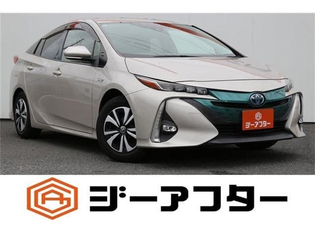 TOYOTA PRIUS PHV