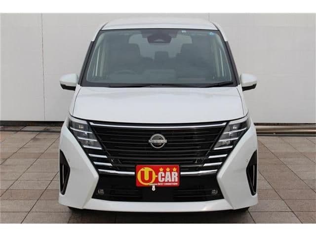NISSAN