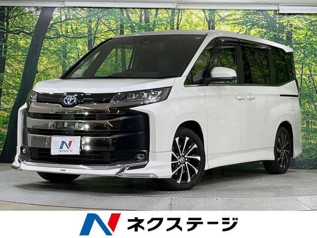 TOYOTA NOAH HYBRID