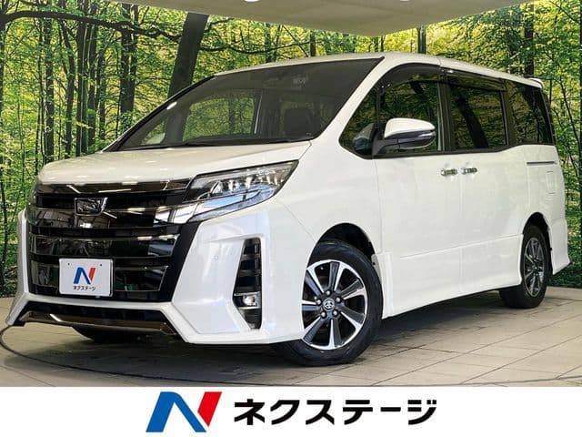 TOYOTA NOAH
