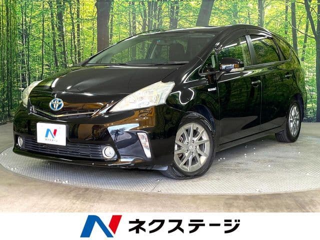 TOYOTA PRIUS Alpha 2013 for Sale