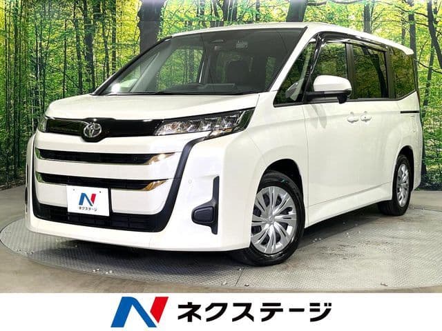 TOYOTA NOAH