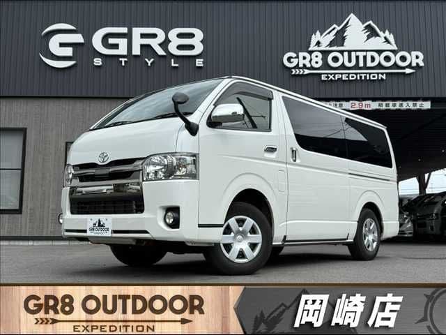 TOYOTA HIACE van 4WD
