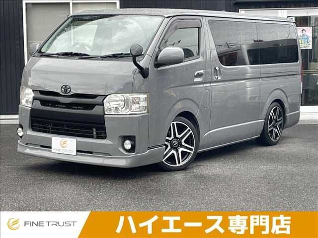 TOYOTA HIACE van 4WD