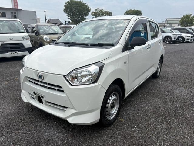 DAIHATSU MIRA e:S 4WD