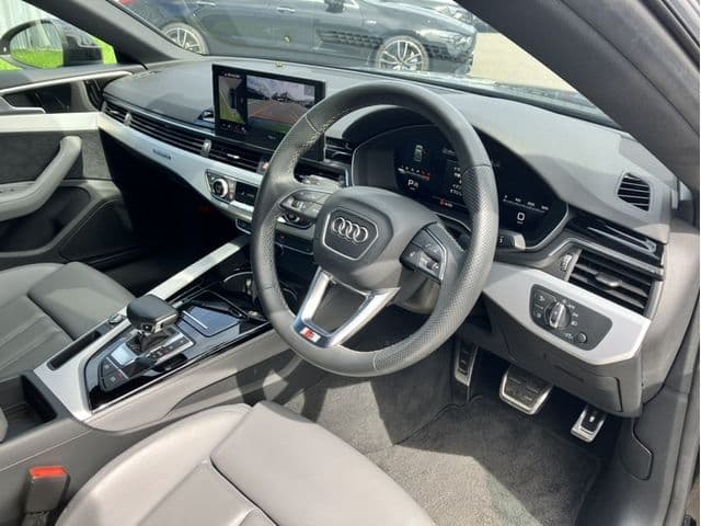 AUDI