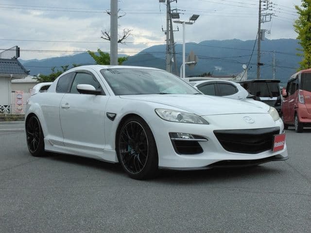 Car thumbnail 3