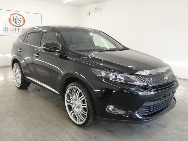 TOYOTA HARRIER 2WD