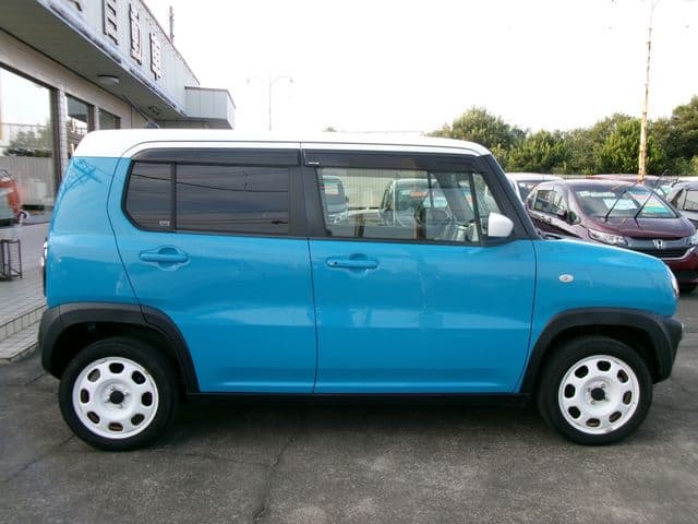 Car thumbnail 4