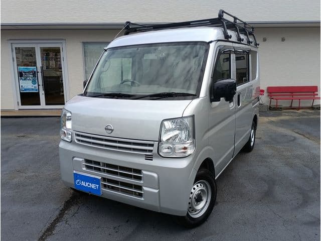 NISSAN NV100 CLIPPER