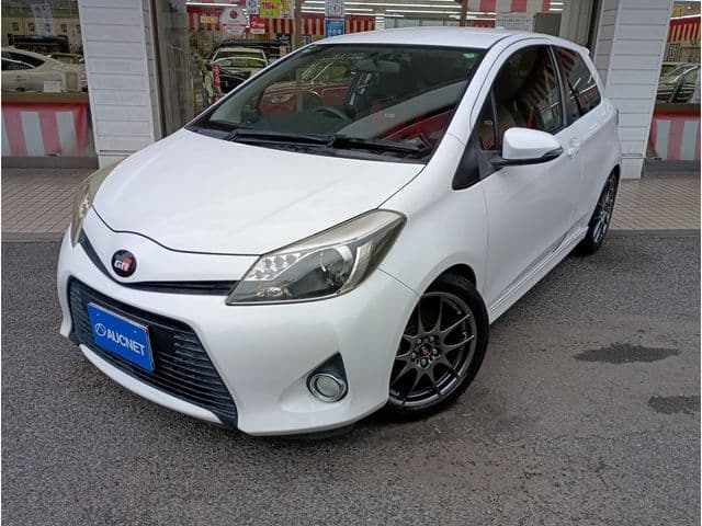 Car image 1