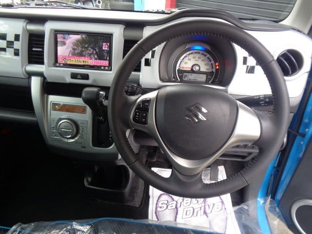Car thumbnail 3