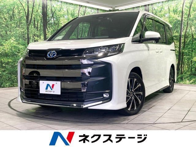 TOYOTA NOAH HYBRID