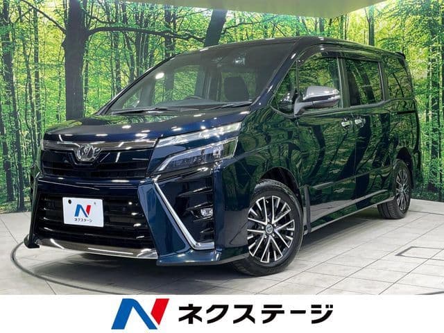 TOYOTA VOXY 4WD