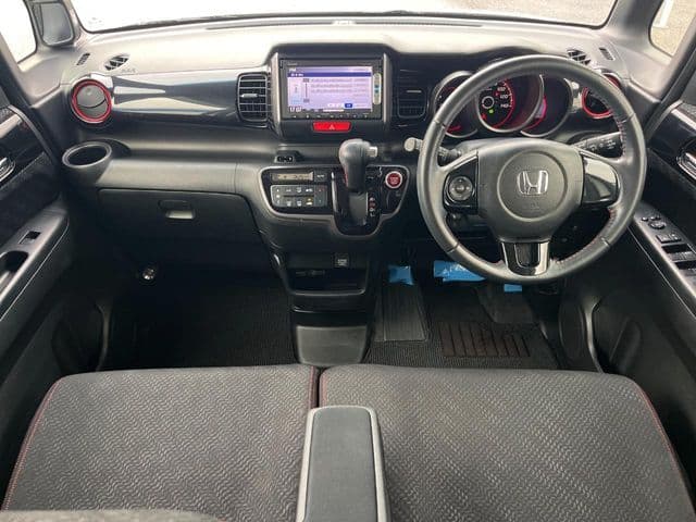 Car thumbnail 2