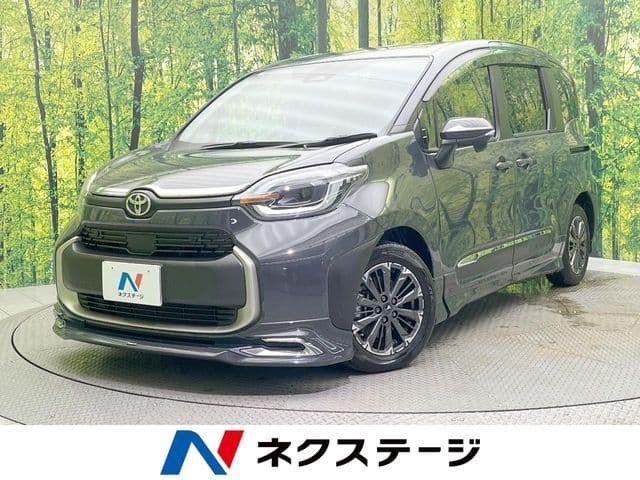TOYOTA SIENTA HYBRID
