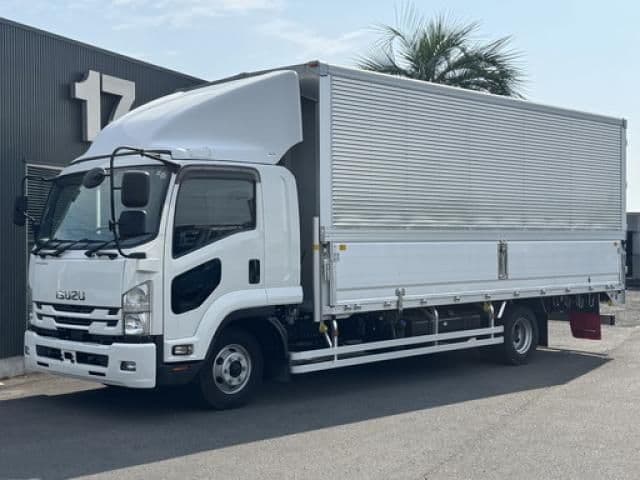 ISUZU FORWARD