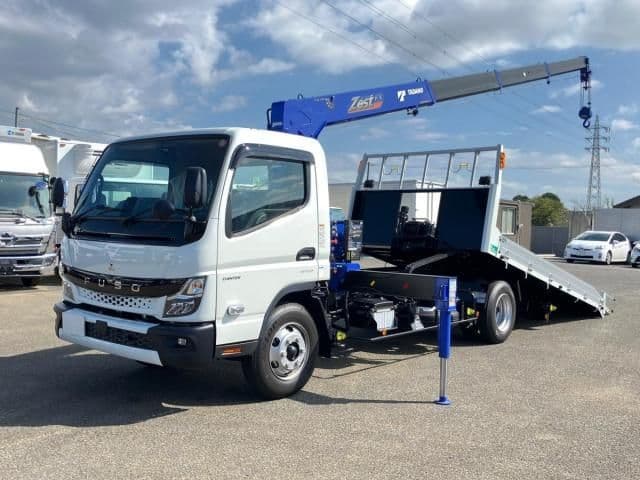 MITSUBISHI CANTER