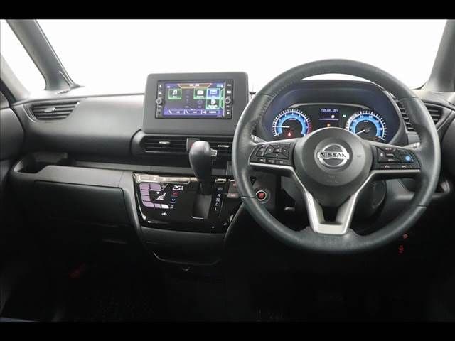 NISSAN