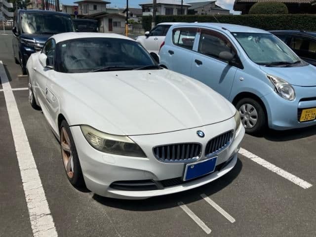 Car thumbnail 2