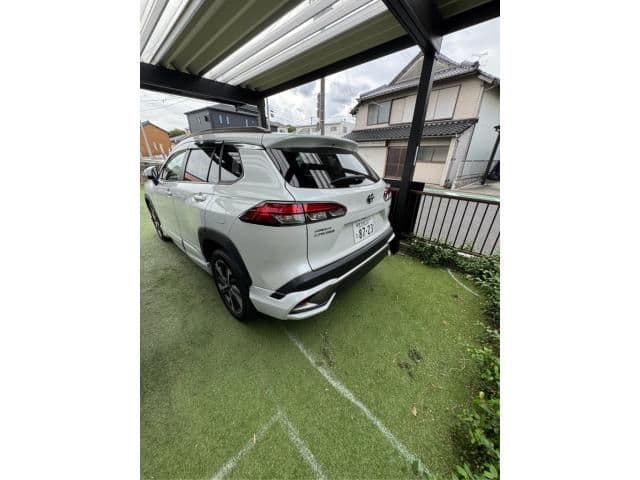Car thumbnail 3
