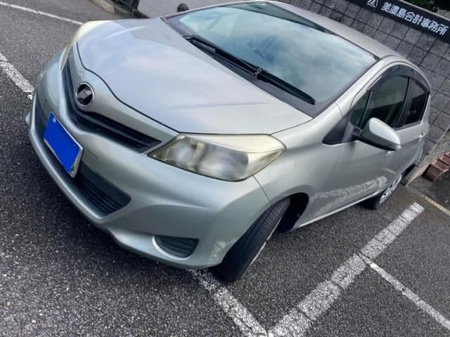 Car thumbnail 4