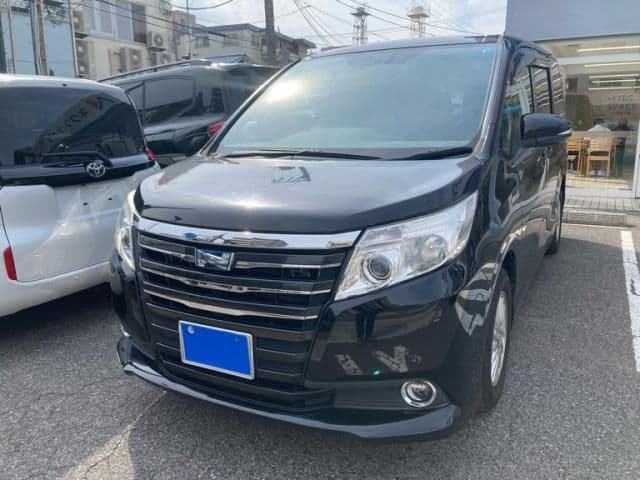 TOYOTA NOAH HYBRID