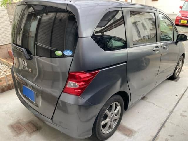 Car thumbnail 3