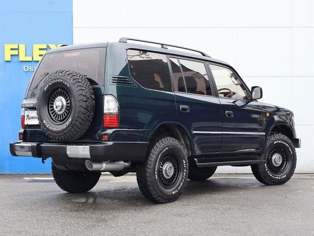 Car thumbnail 2