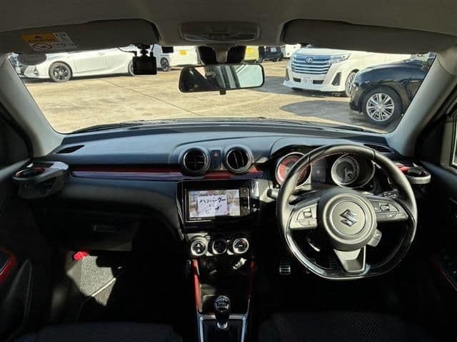 Car thumbnail 3