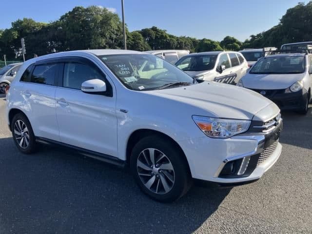 MITSUBISHI RVR