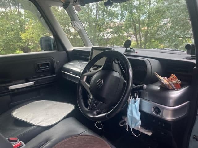 Car thumbnail 3