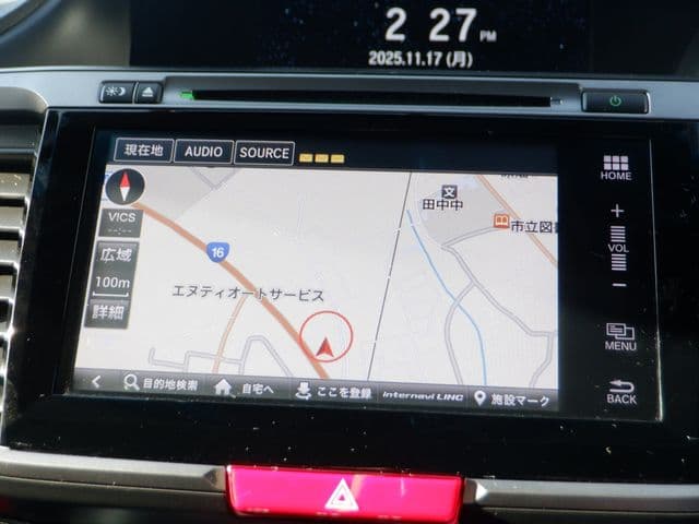 Car thumbnail 4