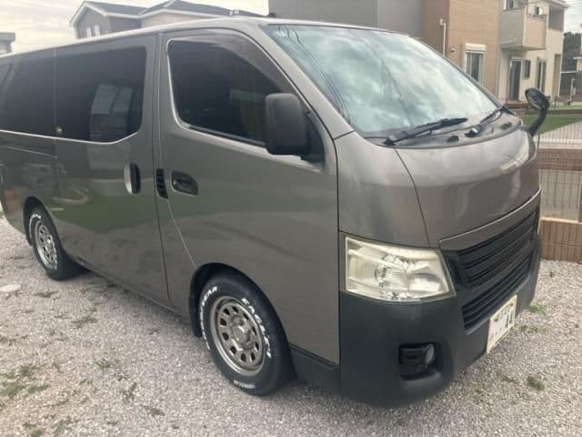 NISSAN CARAVAN van 2WD