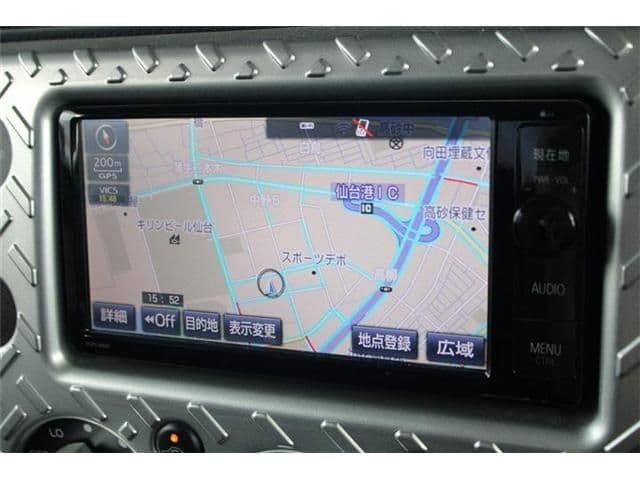 Car thumbnail 3