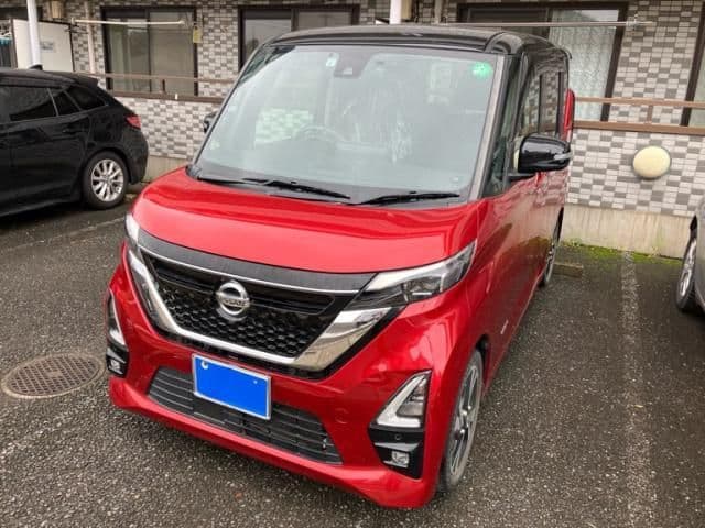 NISSAN ROOX