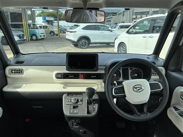 Car thumbnail 3