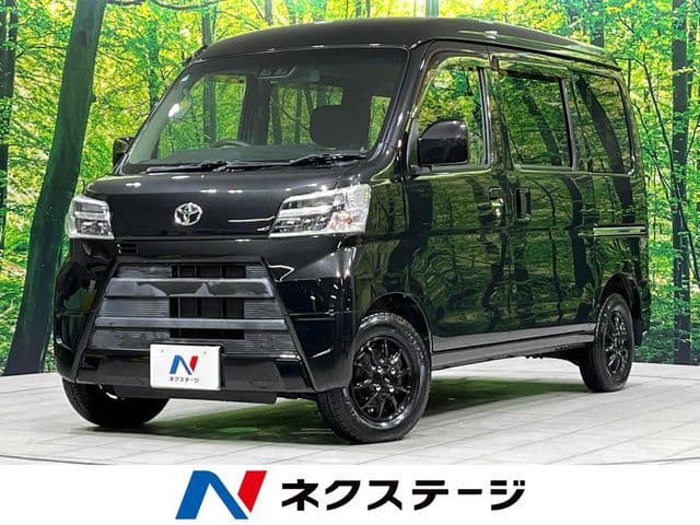TOYOTA PIXIS van 4WD